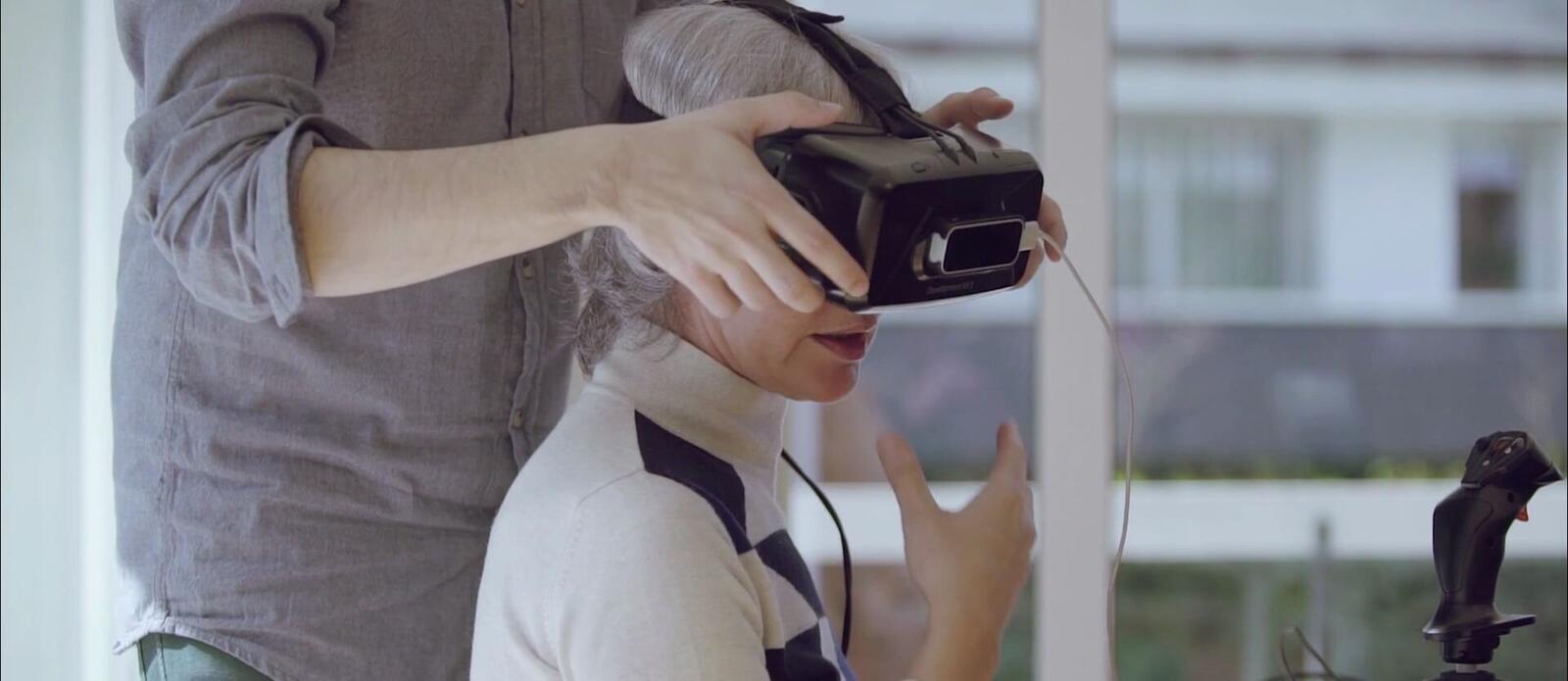 VR for Brain Therapy background image